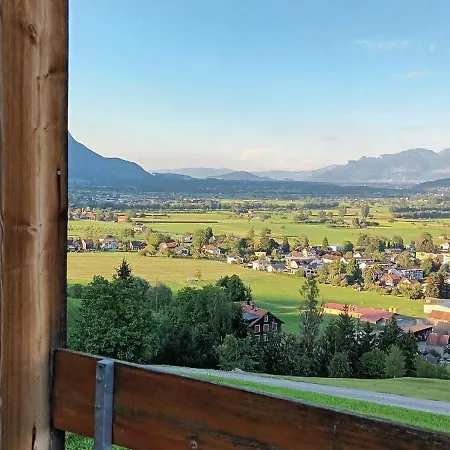 Moderne & Grosse Mit Atemberaubernder Aussicht Ueber Rheintal Апартаменты Grabs